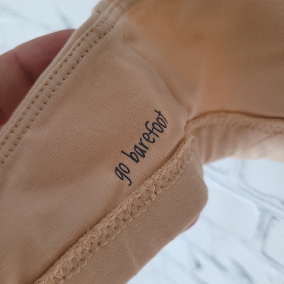 YELLOWBERRY | Pipit training bra - Picture 4 of 9